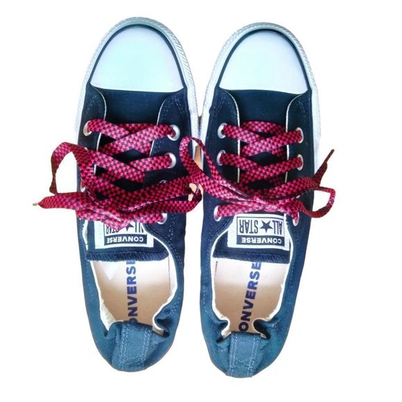 Converse Women's Sneakers with Red Laces - Picture 1 of 12
